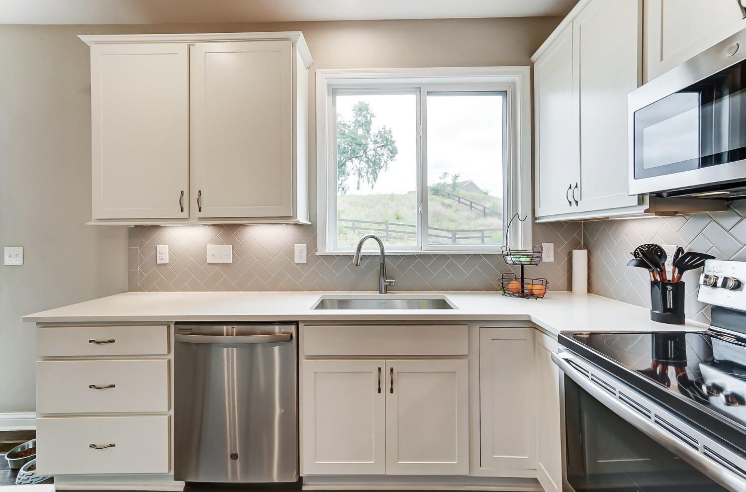 7004 Daybreak Drive