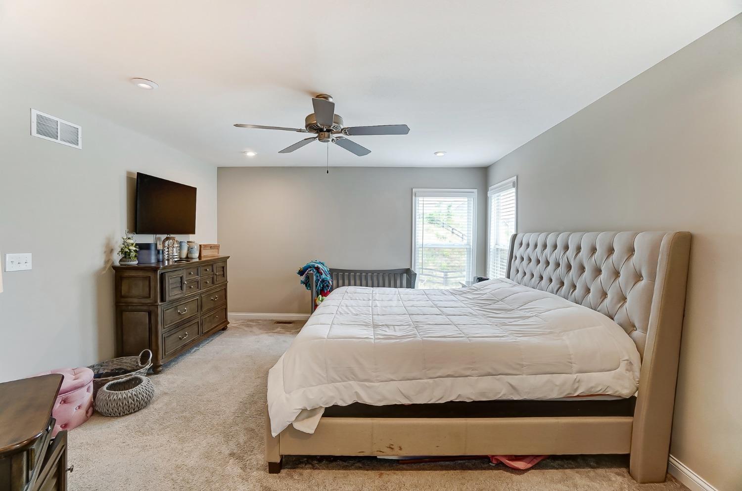 7004 Daybreak Drive