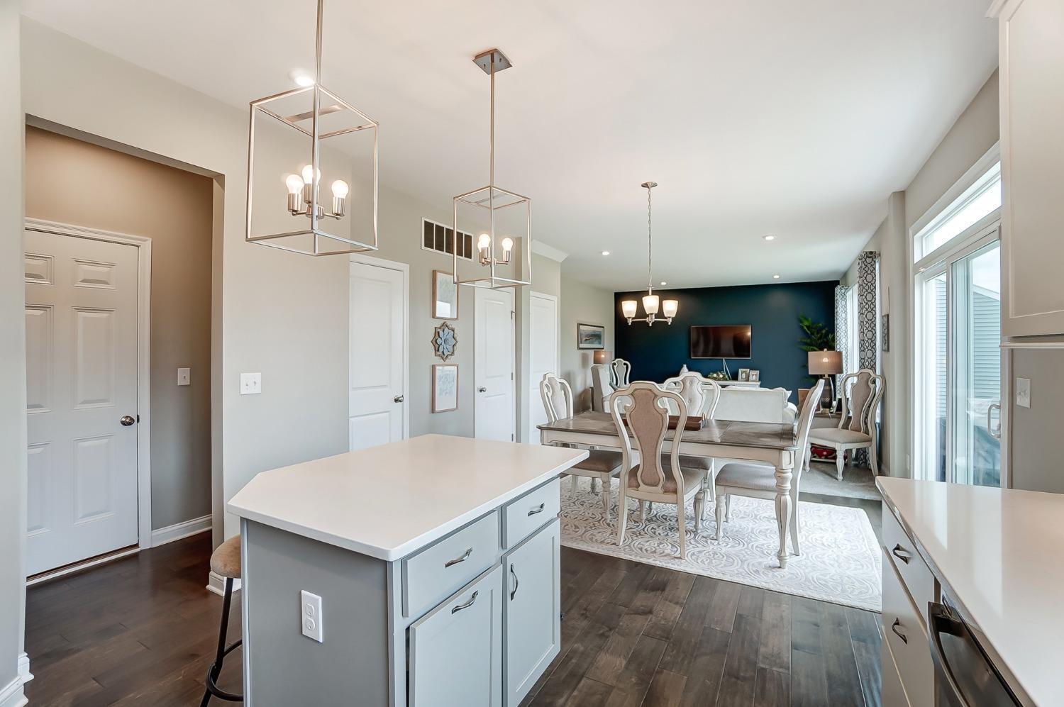 7004 Daybreak Drive