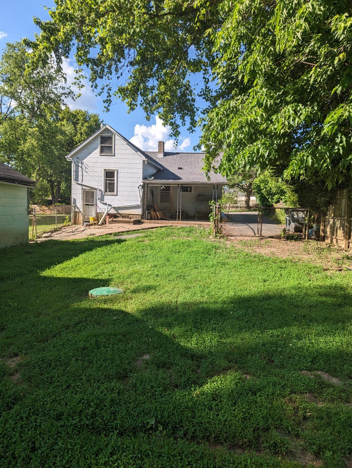 383 Rule Street