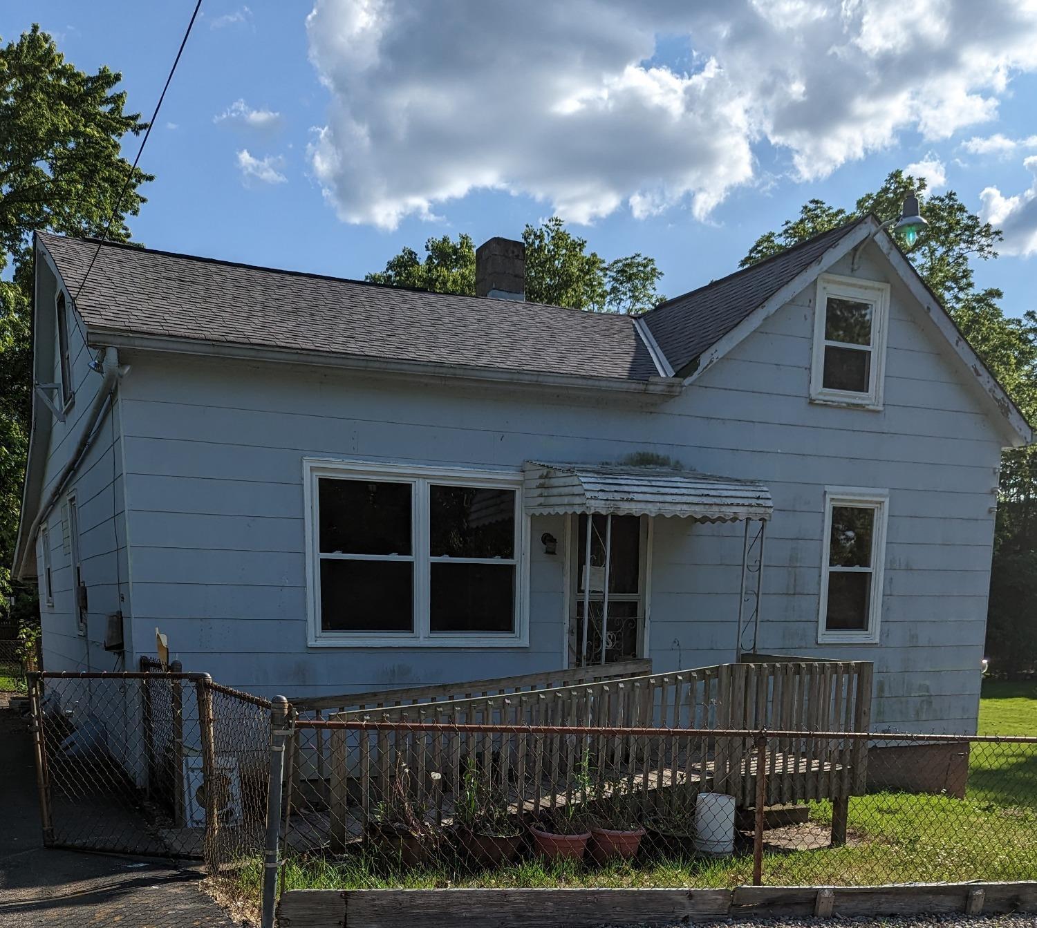 383 Rule Street