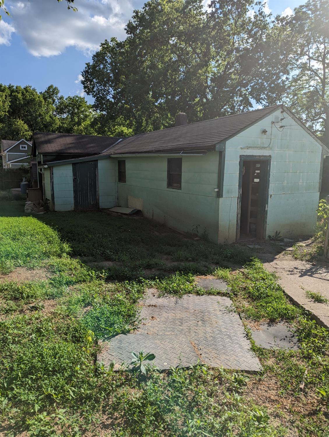 383 Rule Street