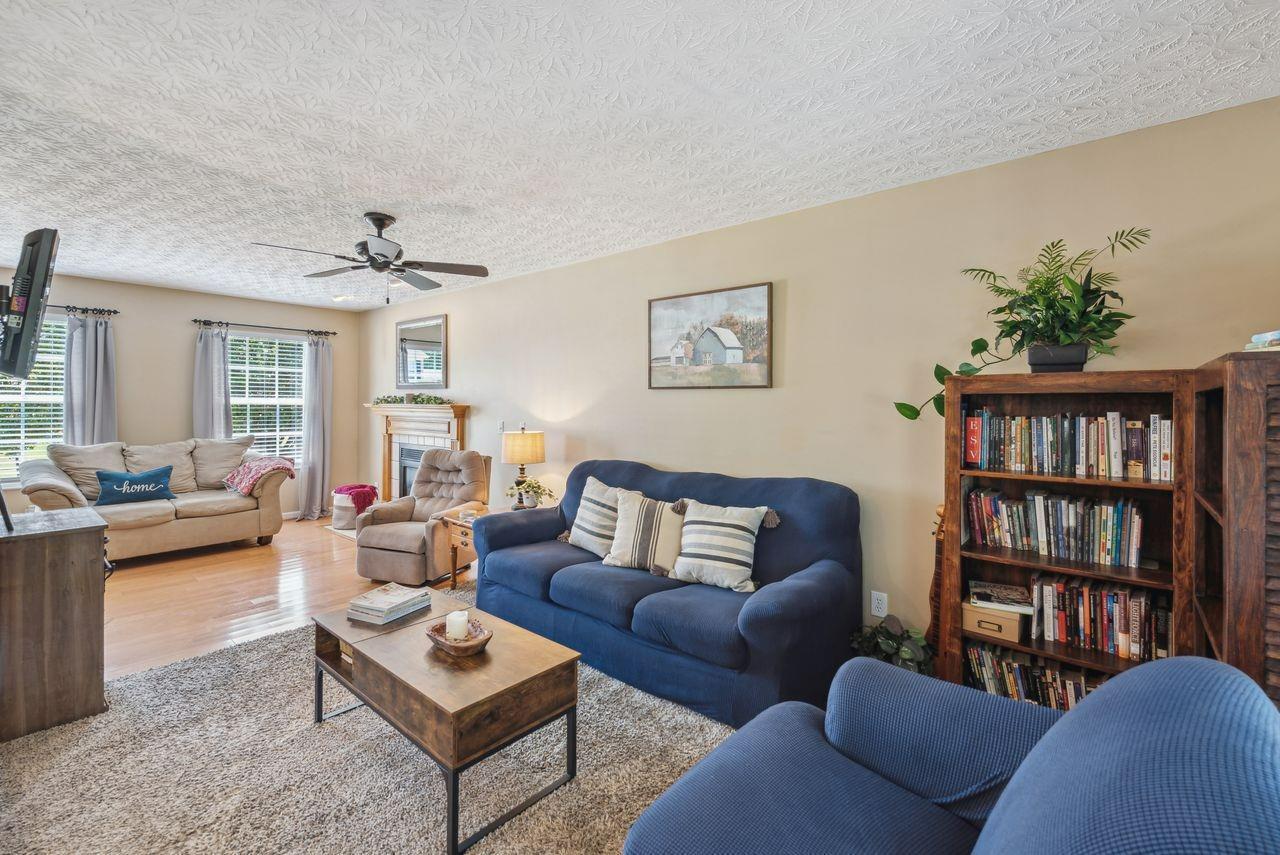 806 Hamlin Drive