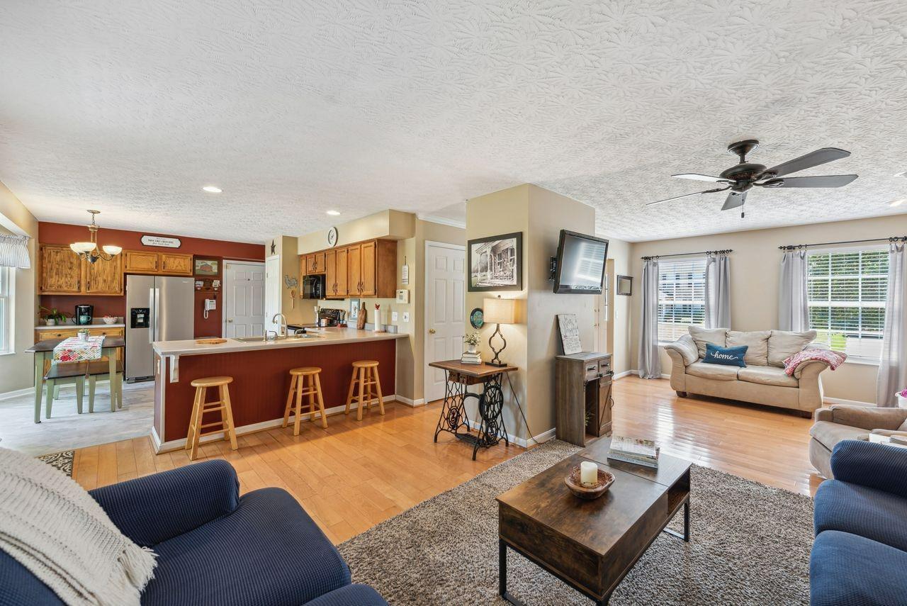 806 Hamlin Drive