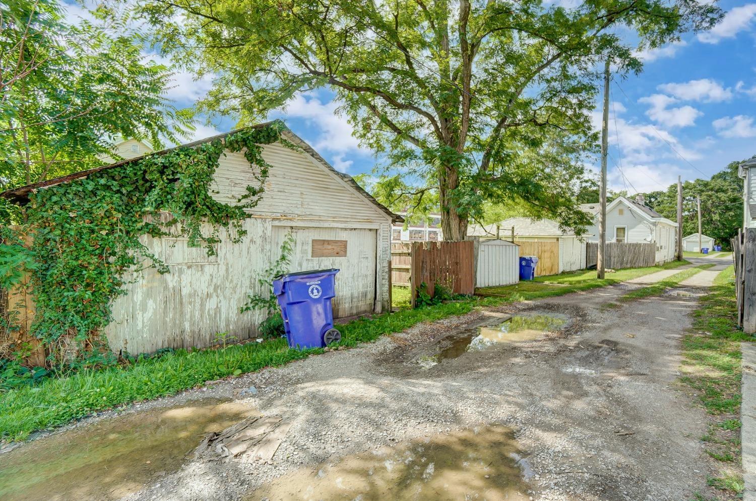 2432 Benninghofen Avenue