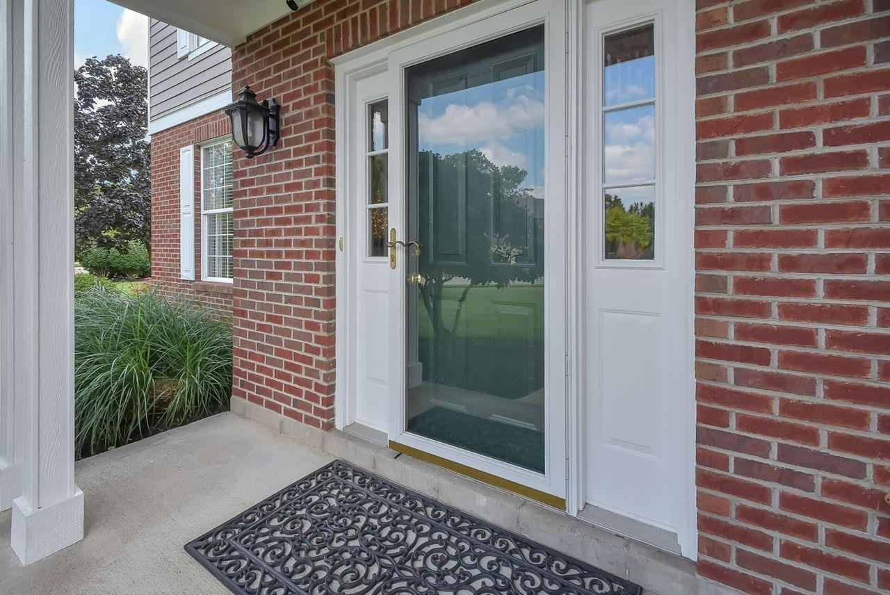 1600 Sunnington Grove