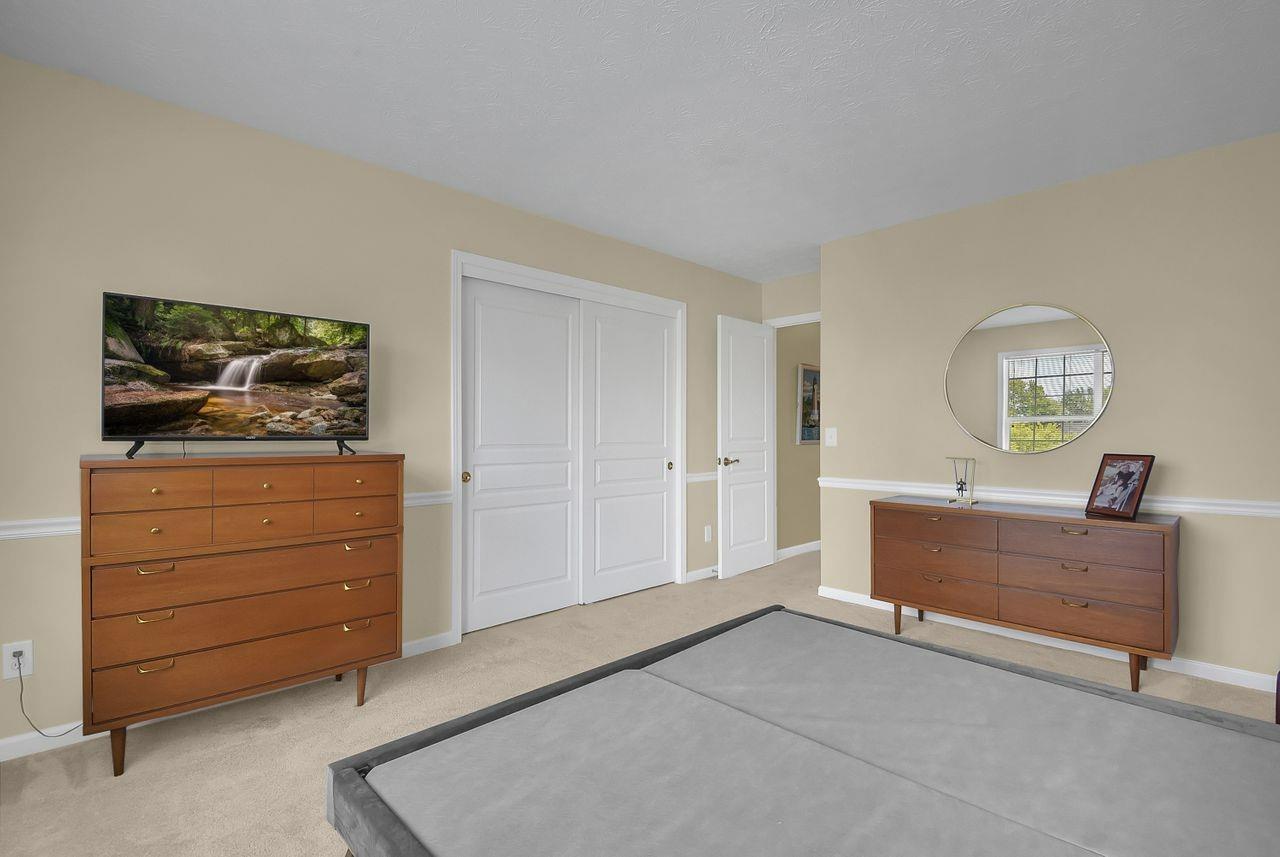 1600 Sunnington Grove