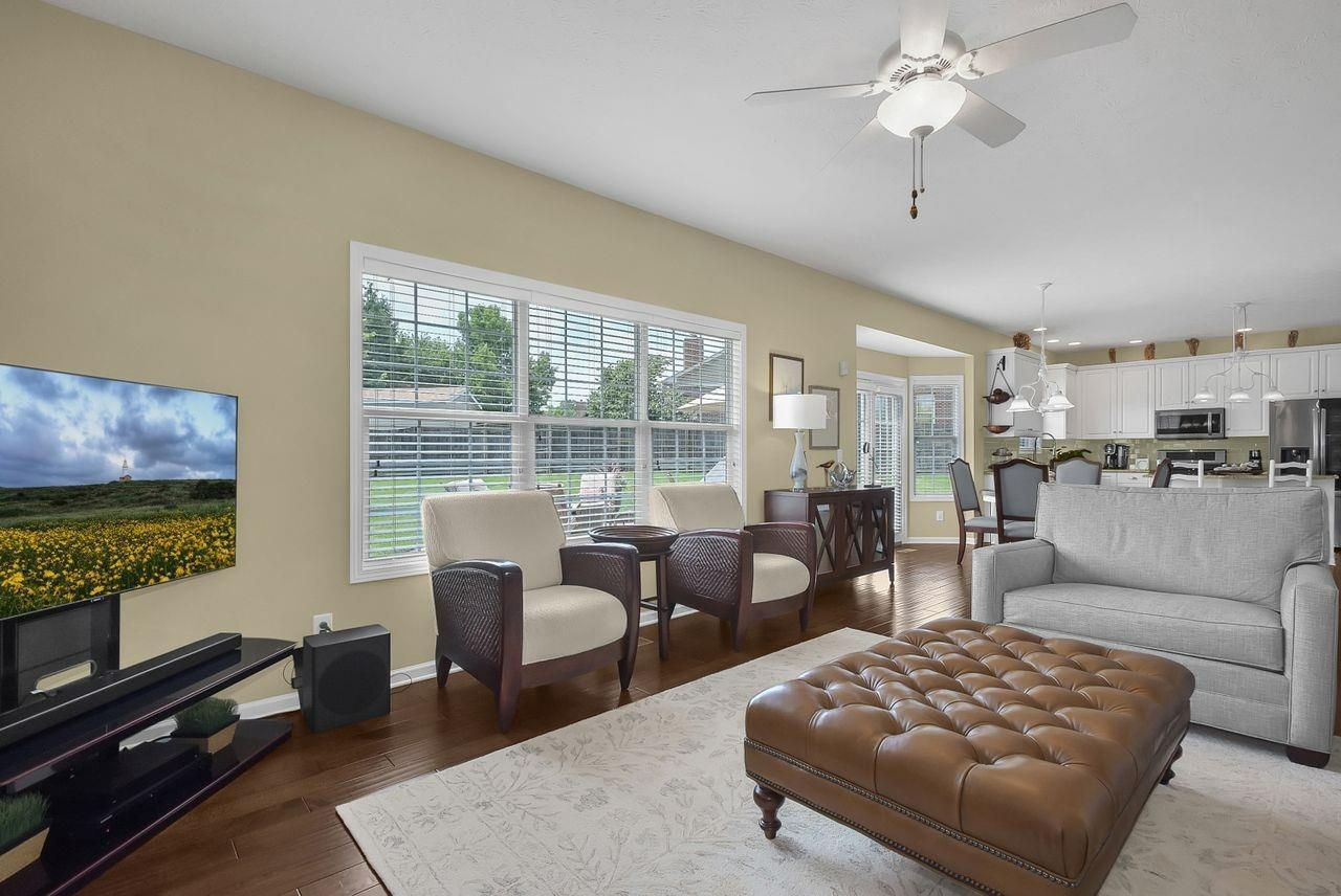 1600 Sunnington Grove