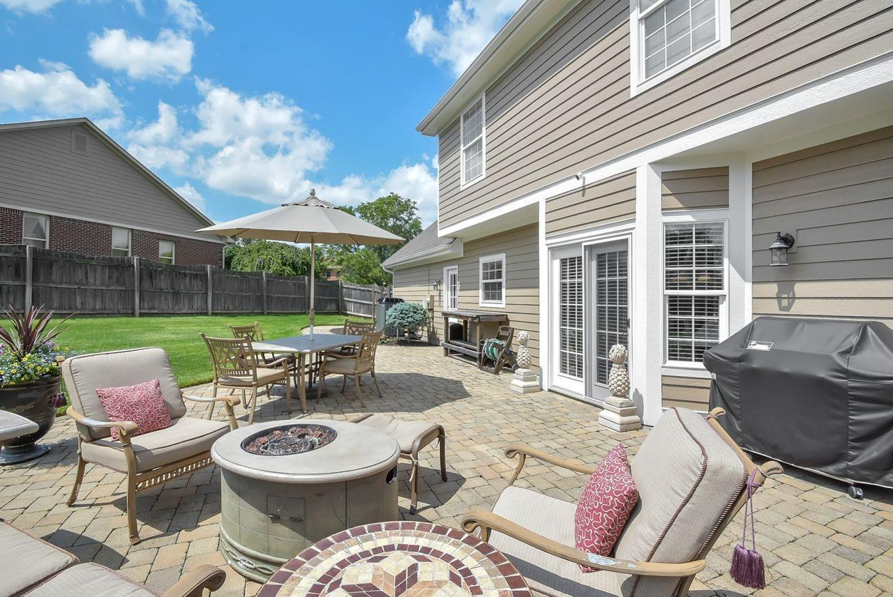1600 Sunnington Grove