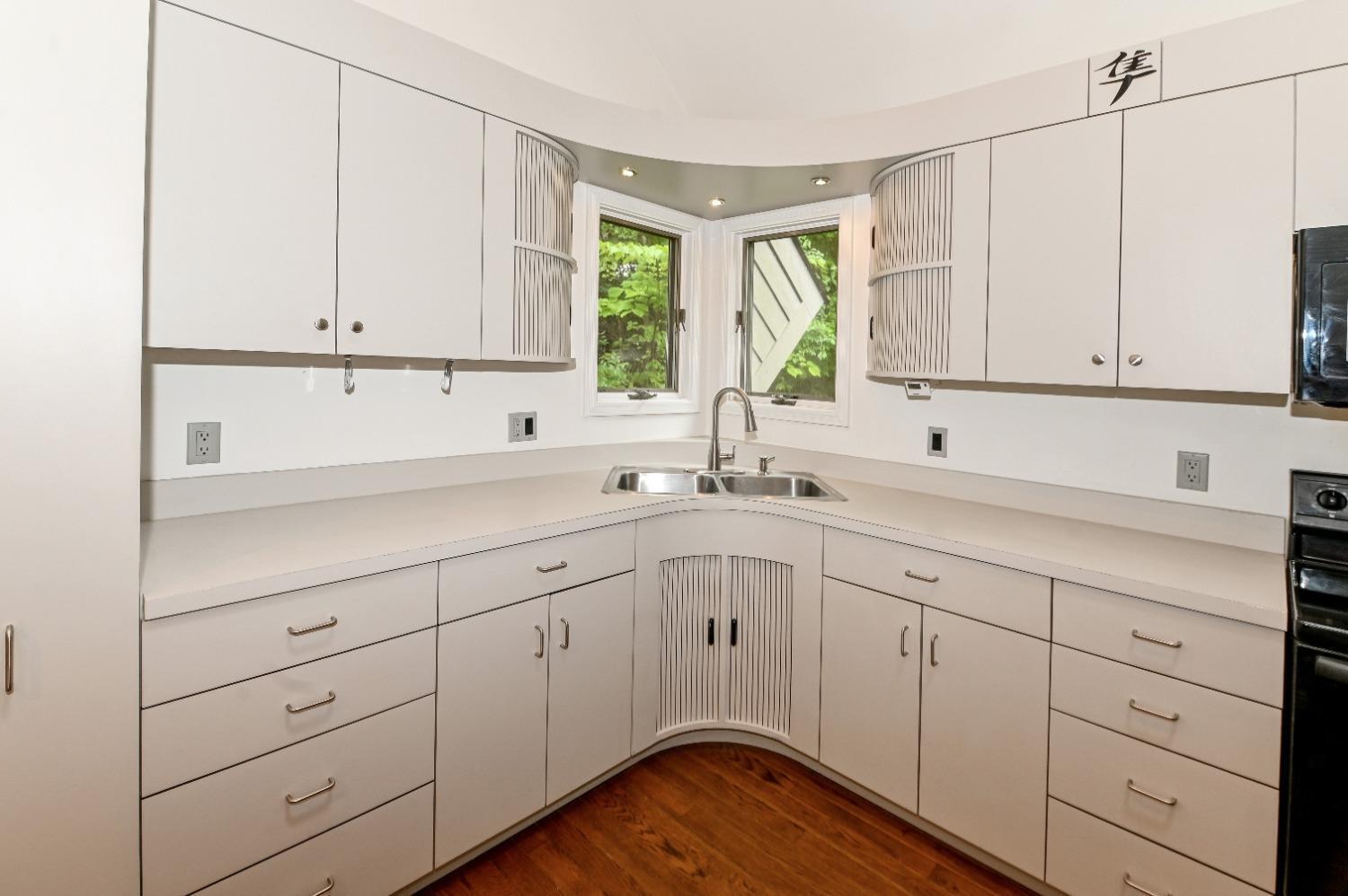 5424 Belfast Owensville Road