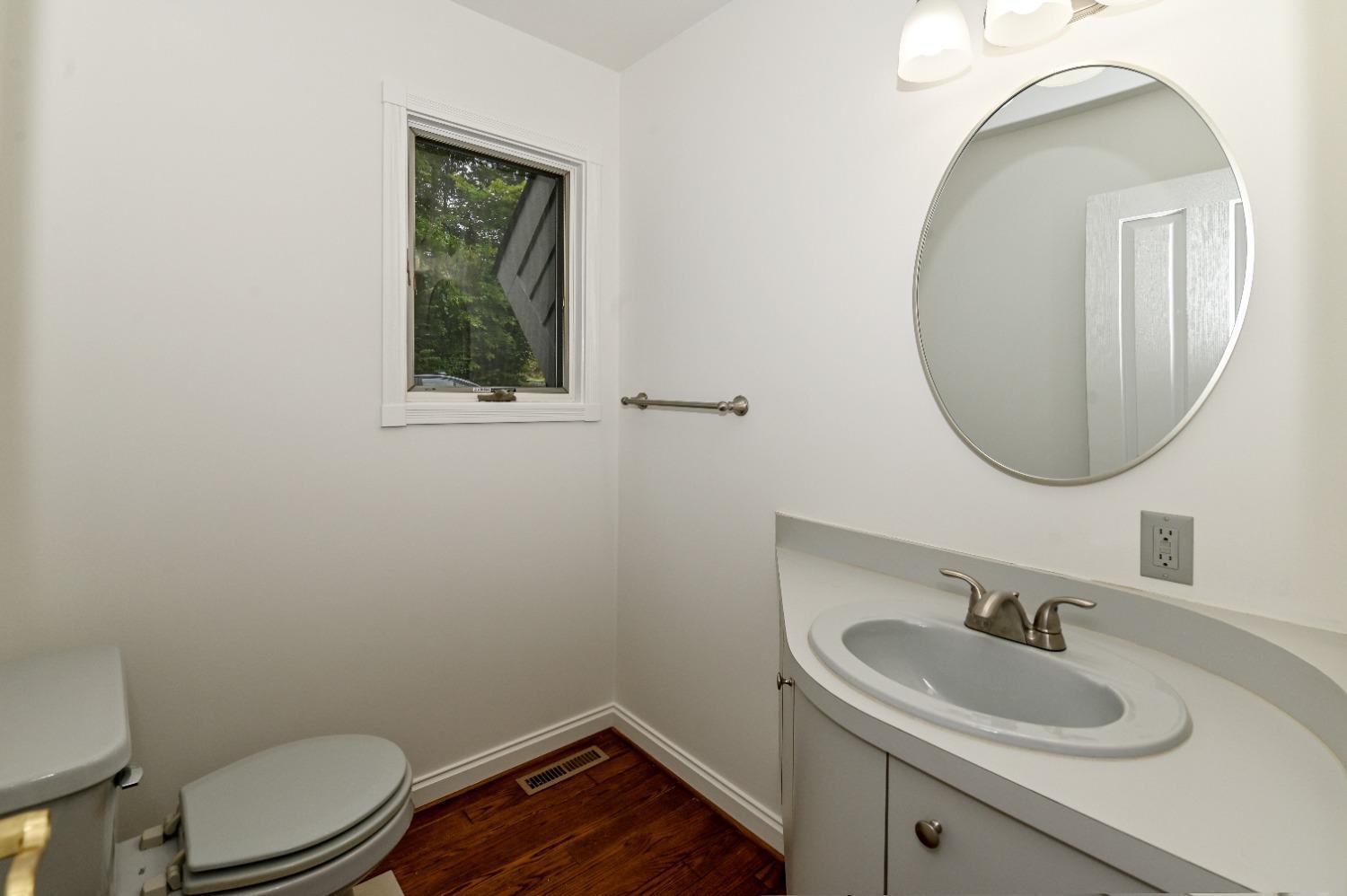 5424 Belfast Owensville Road