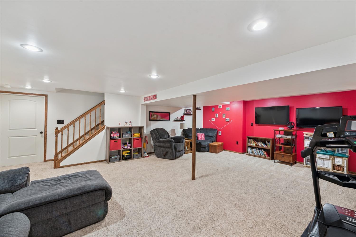 4510 Hutchinson Glen Drive