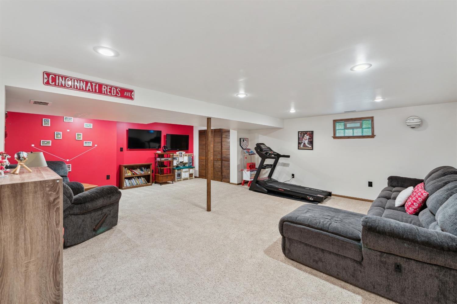4510 Hutchinson Glen Drive