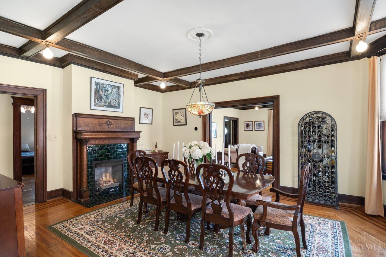 3844 Floral Avenue