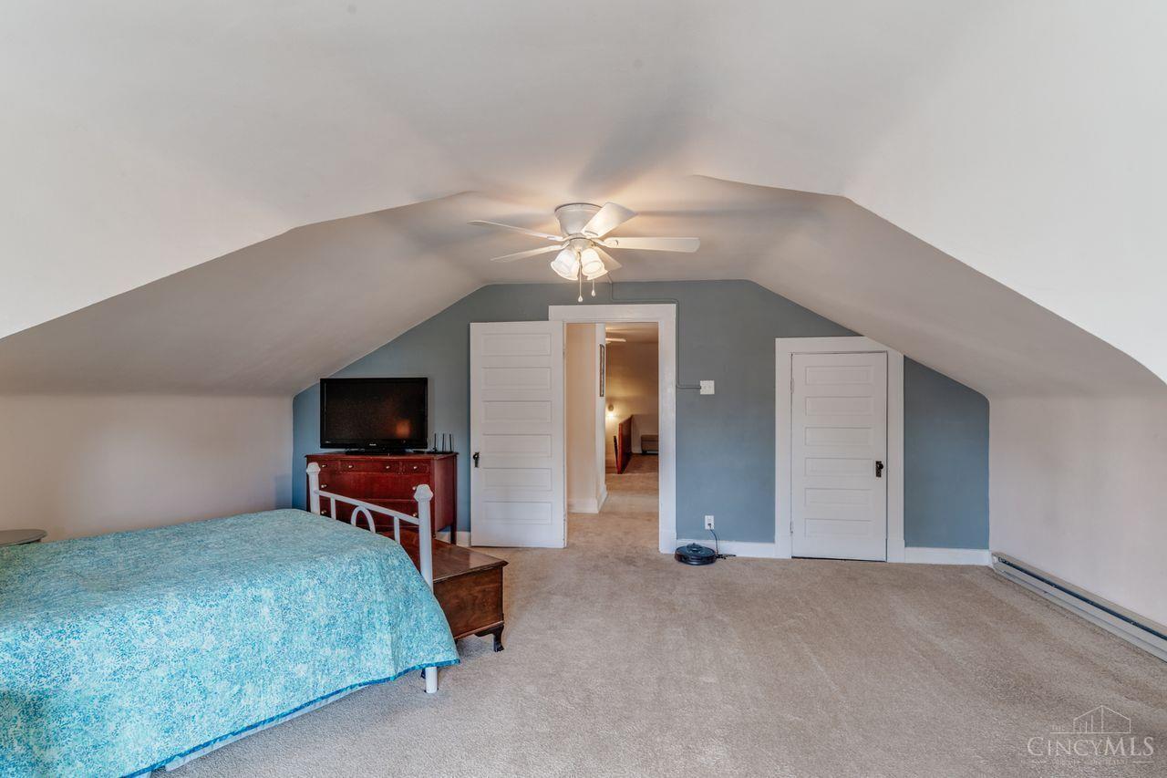 3844 Floral Avenue