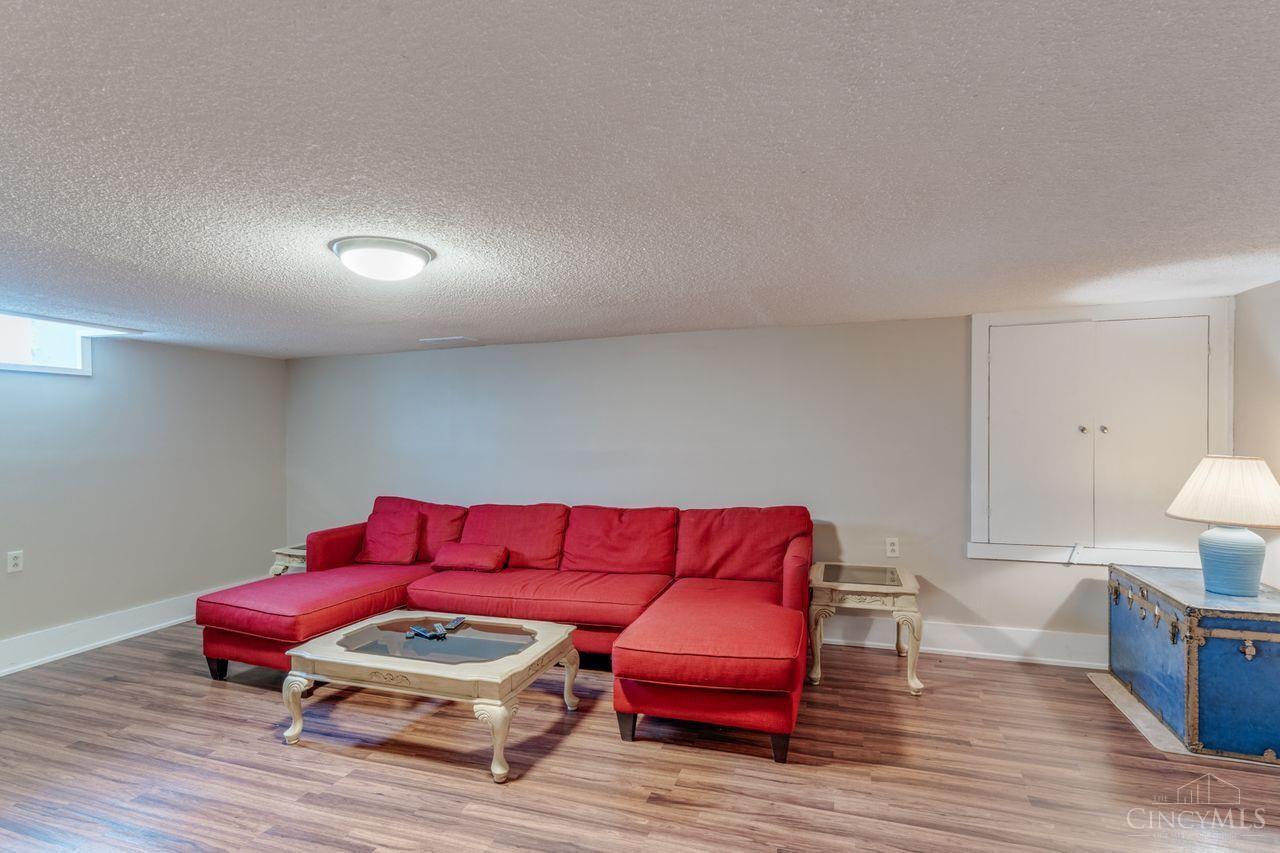 3844 Floral Avenue