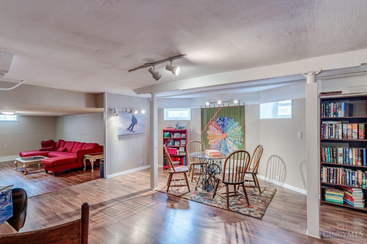 3844 Floral Avenue