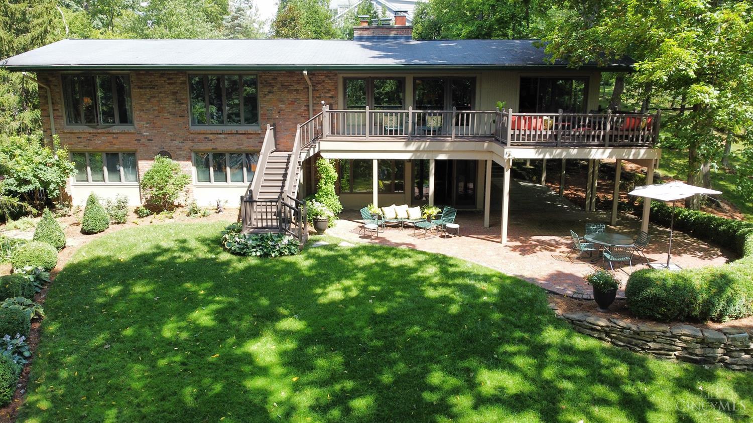8 Walsh Lane