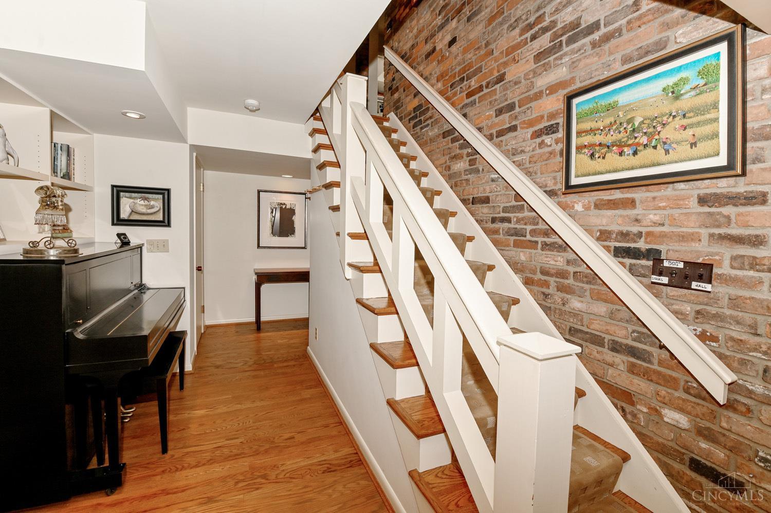 8 Walsh Lane