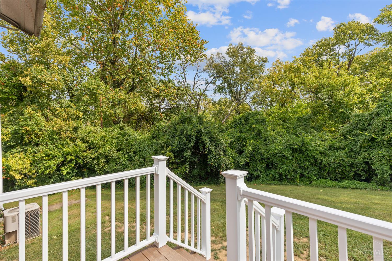 1096 Laurel Avenue