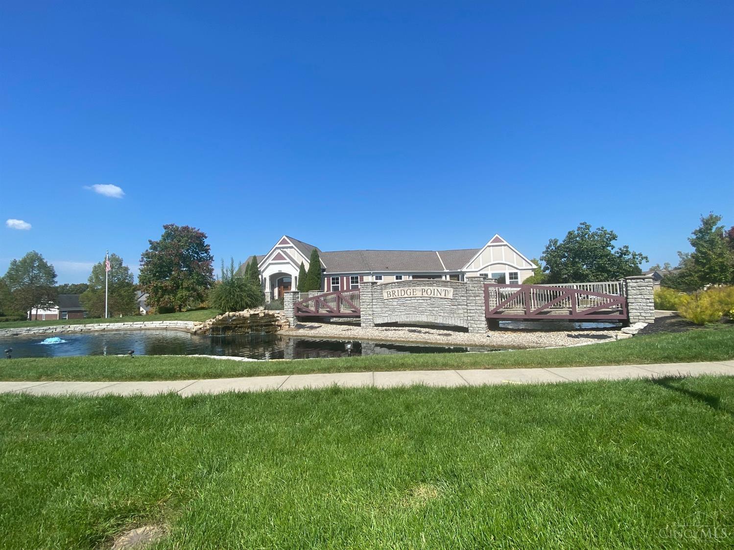 8003 Oakbridge Way