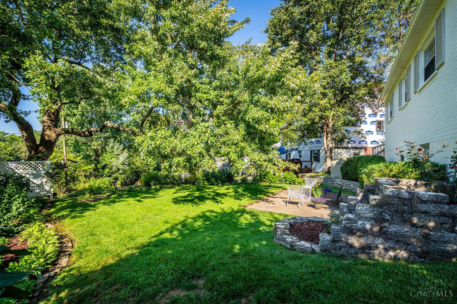 6993 Bramble Hill Drive