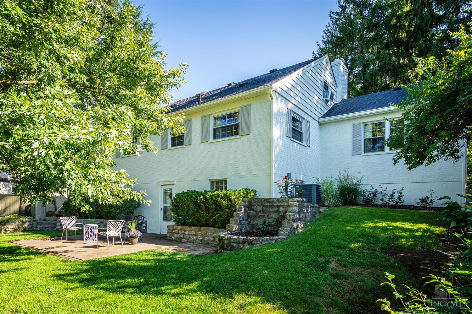 6993 Bramble Hill Drive