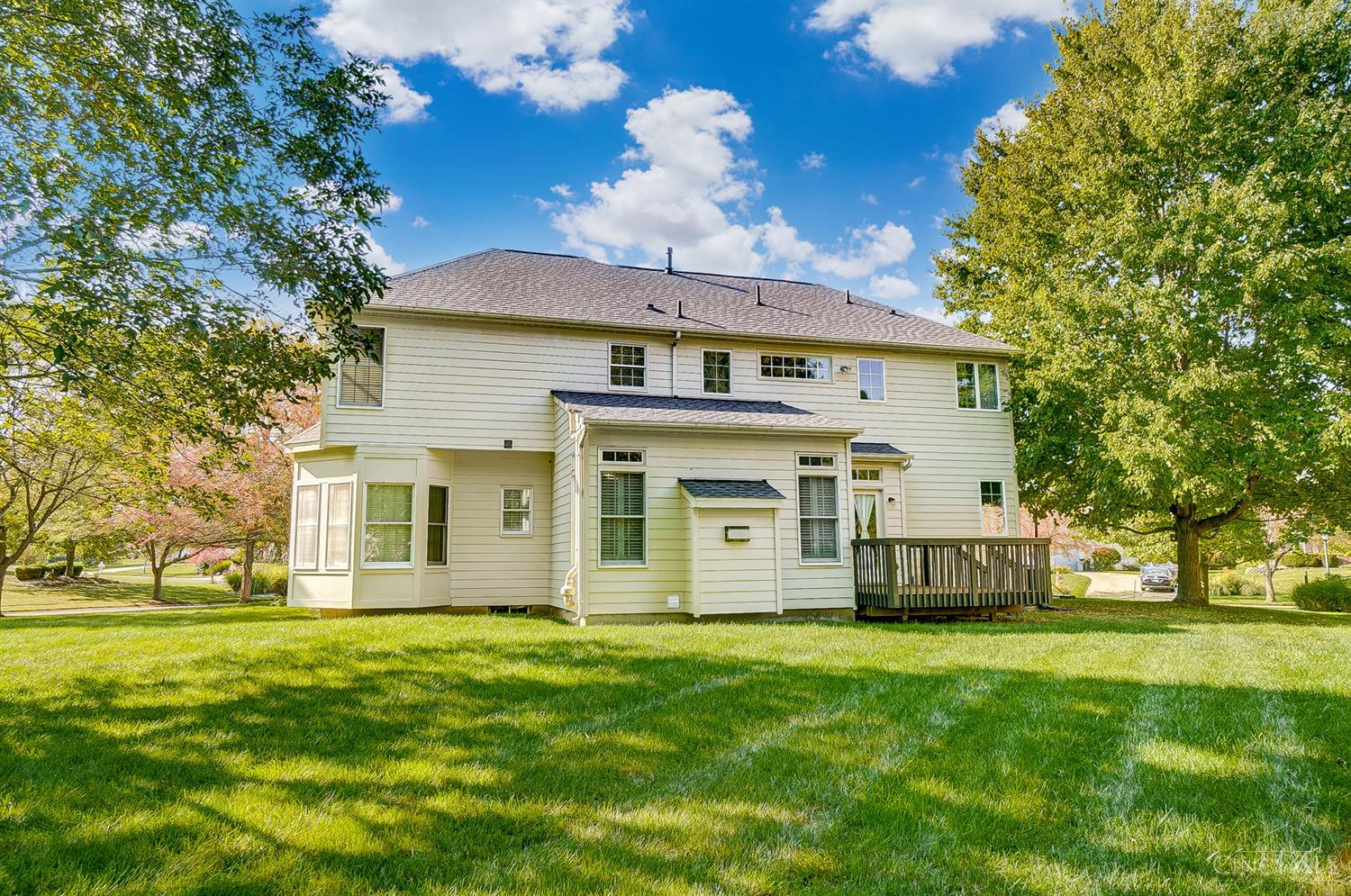 5323 Wandering Way