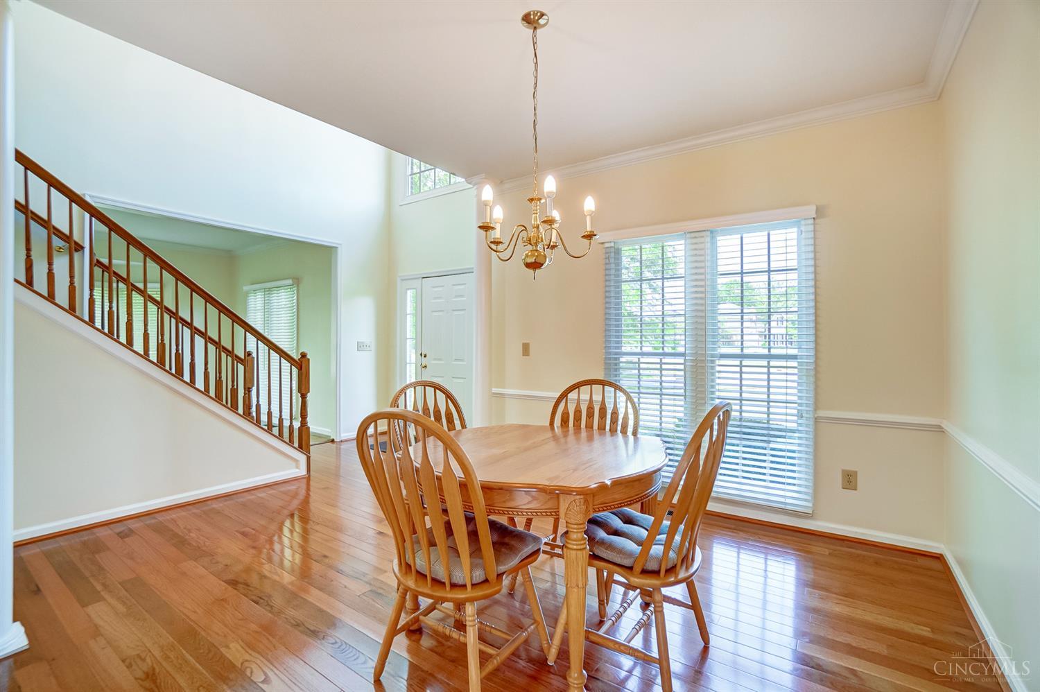 5323 Wandering Way