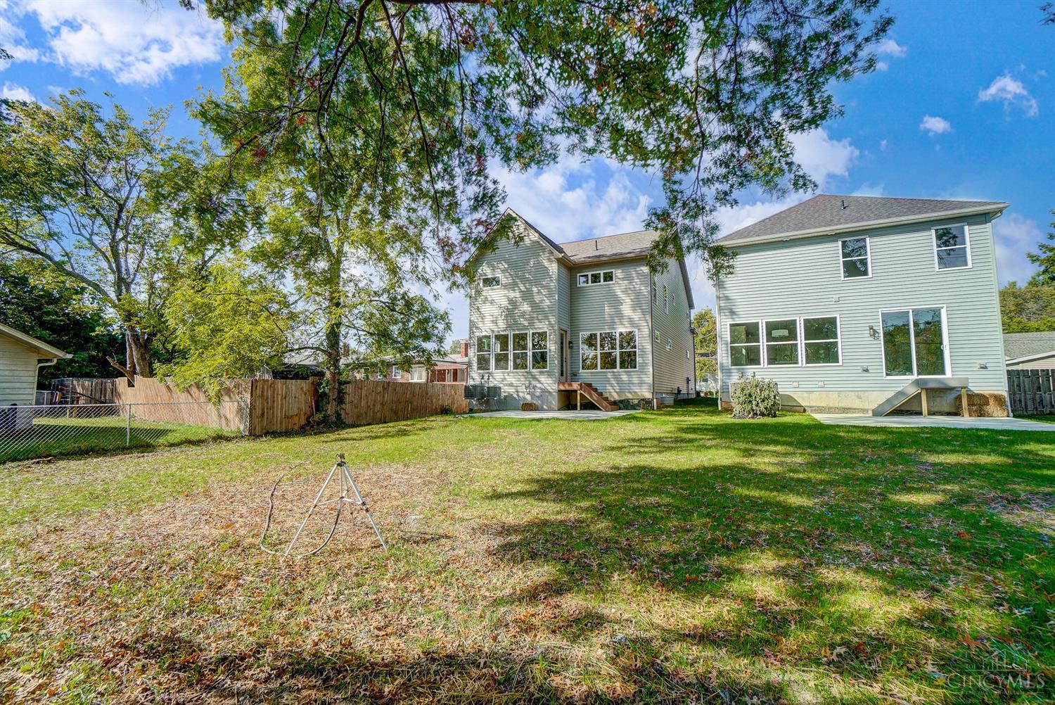 9672 West Ave
