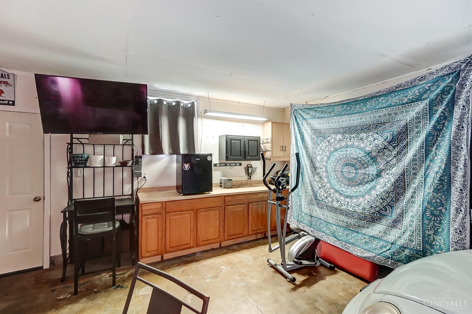 839 Brookcrest Drive