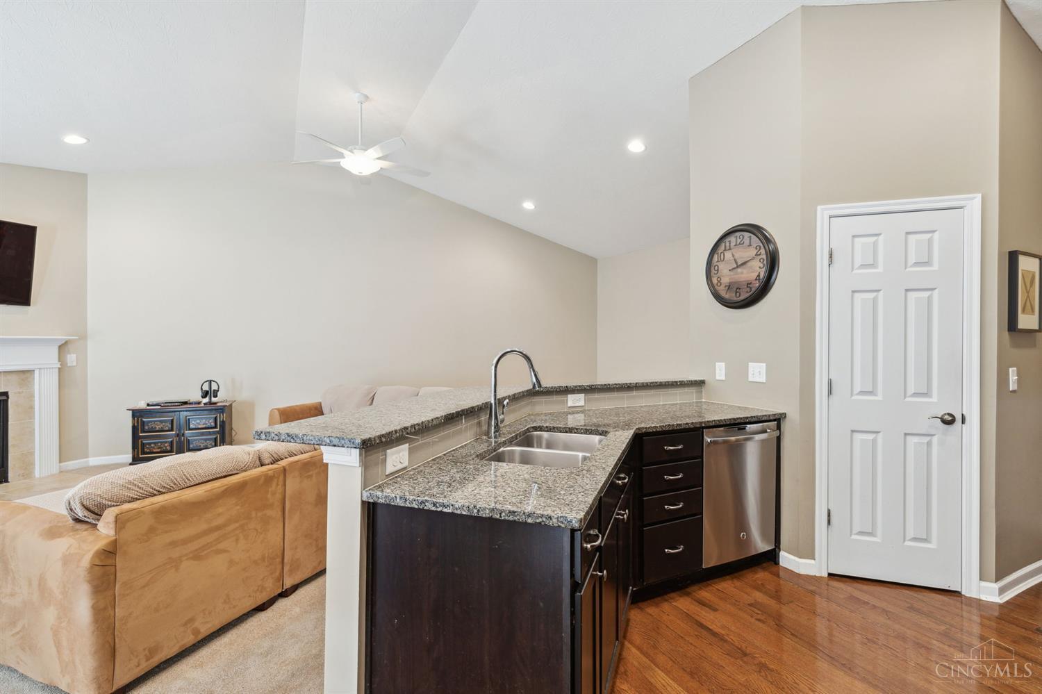 2846 Parkwalk Drive