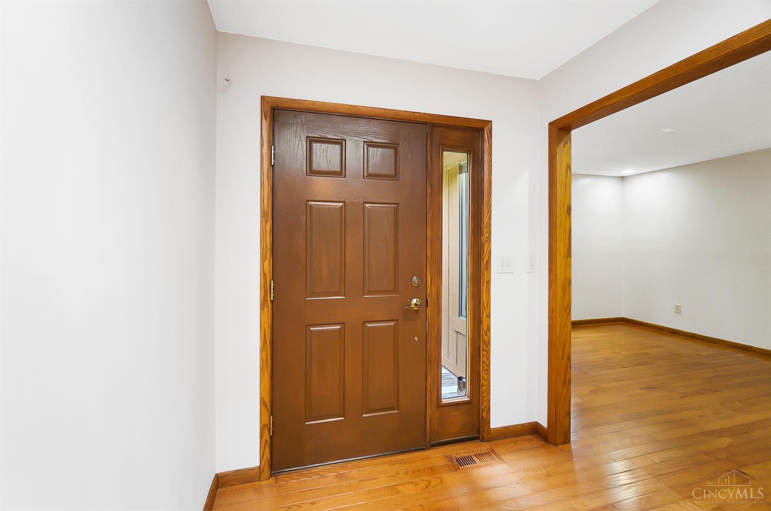 9005 Symmes Knoll Court