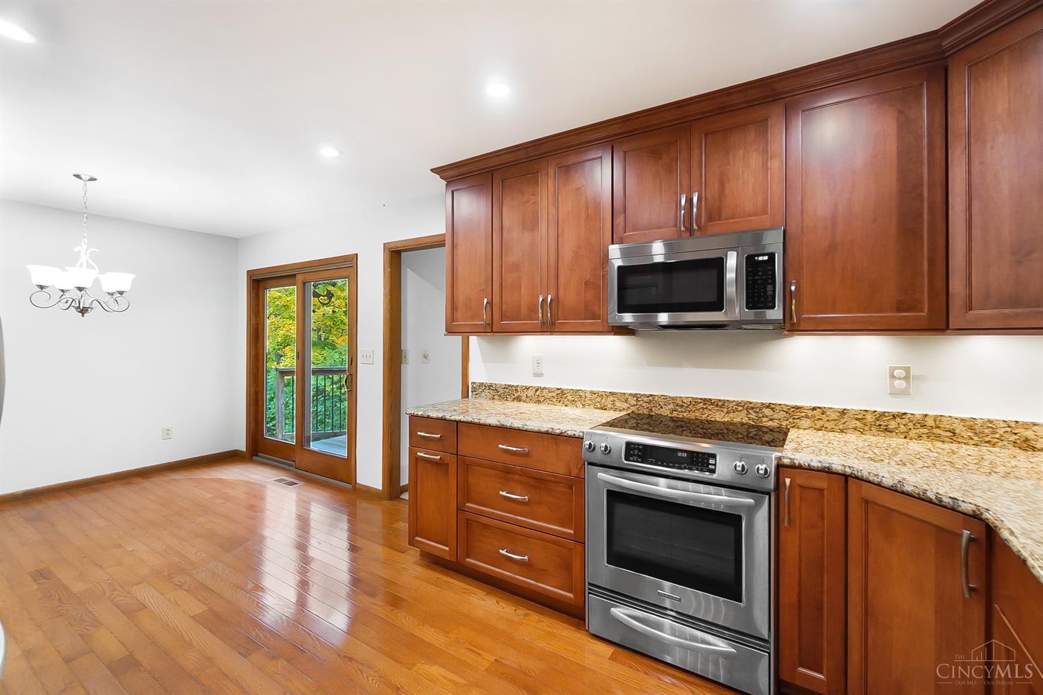 9005 Symmes Knoll Court