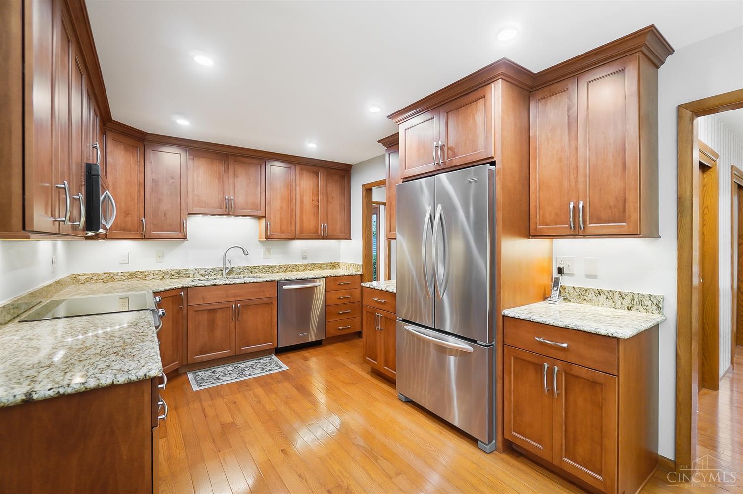 9005 Symmes Knoll Court