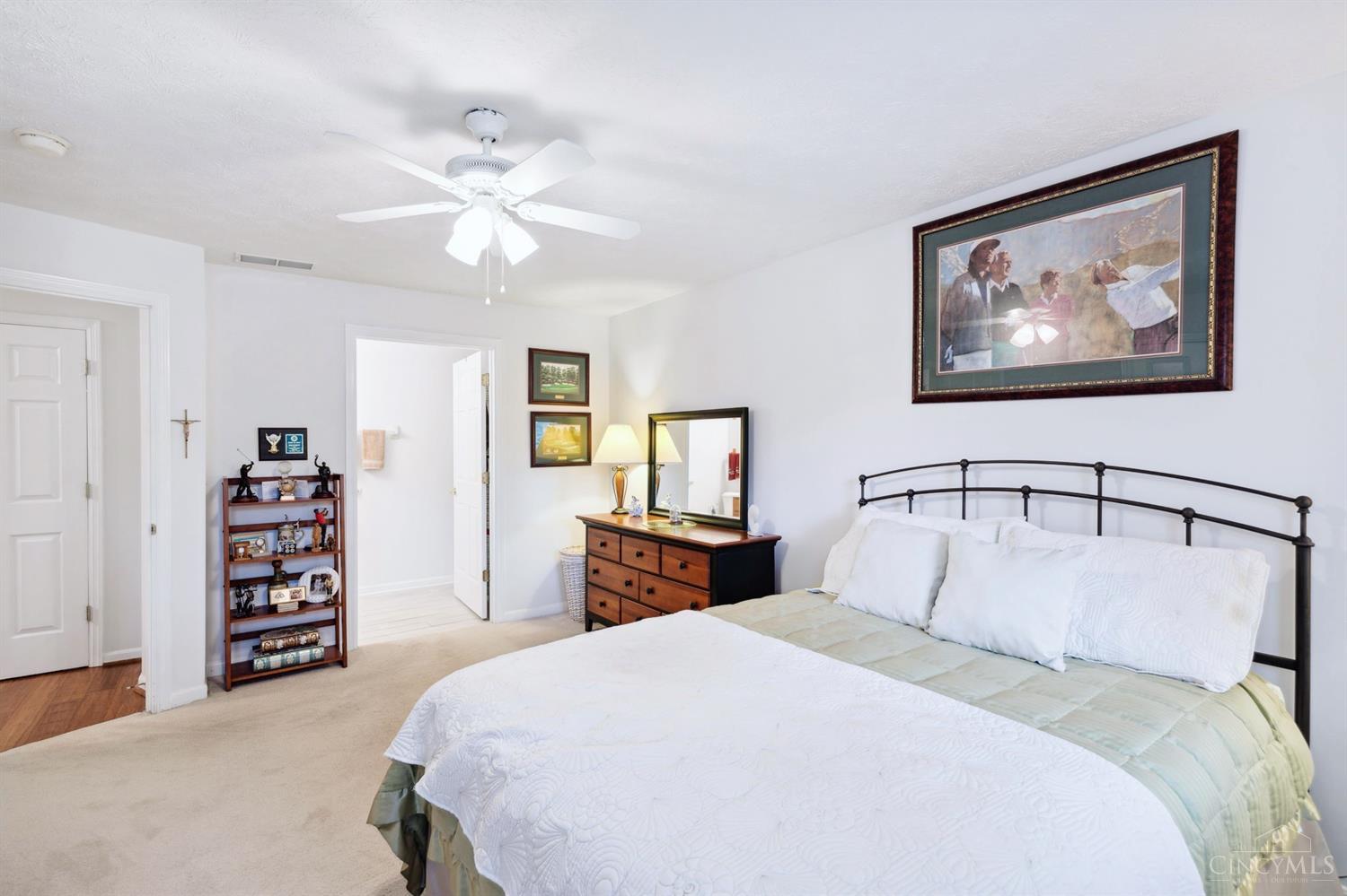 5113 N Bend