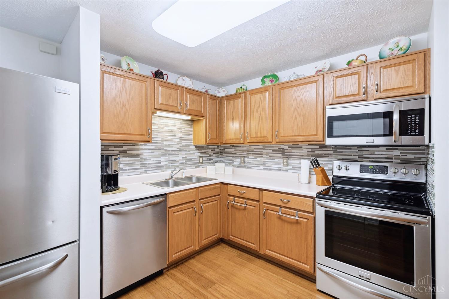 5113 N Bend
