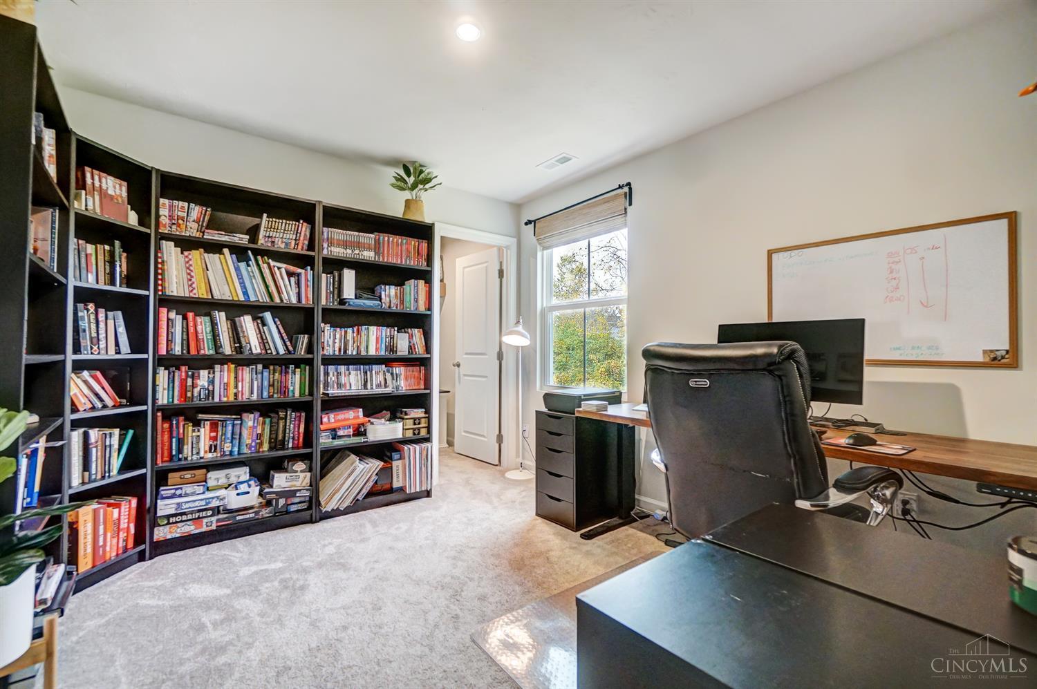 1880 Amelia Way