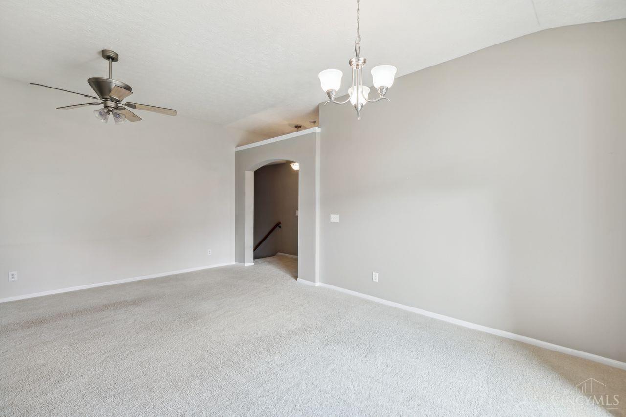 6239 Lakesprings Drive