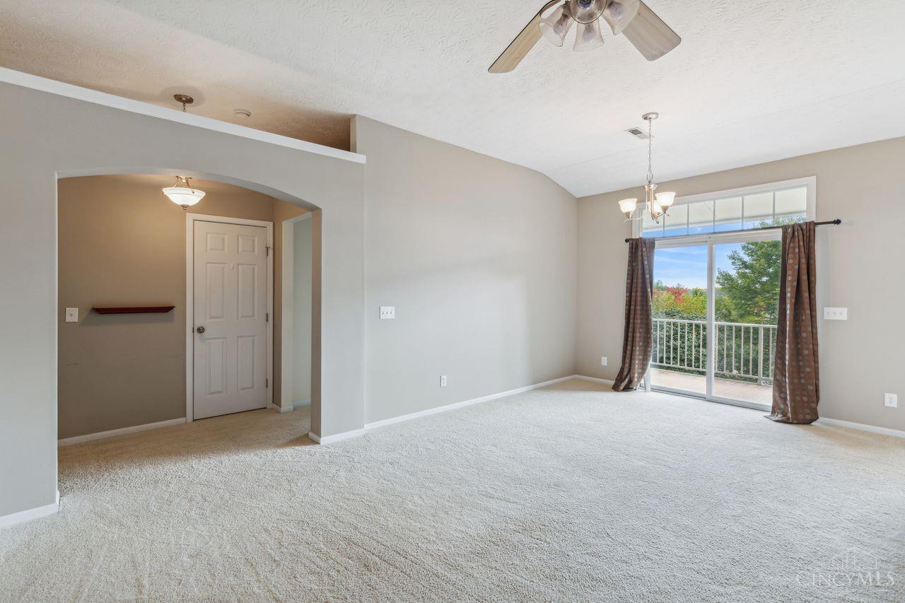 6239 Lakesprings Drive