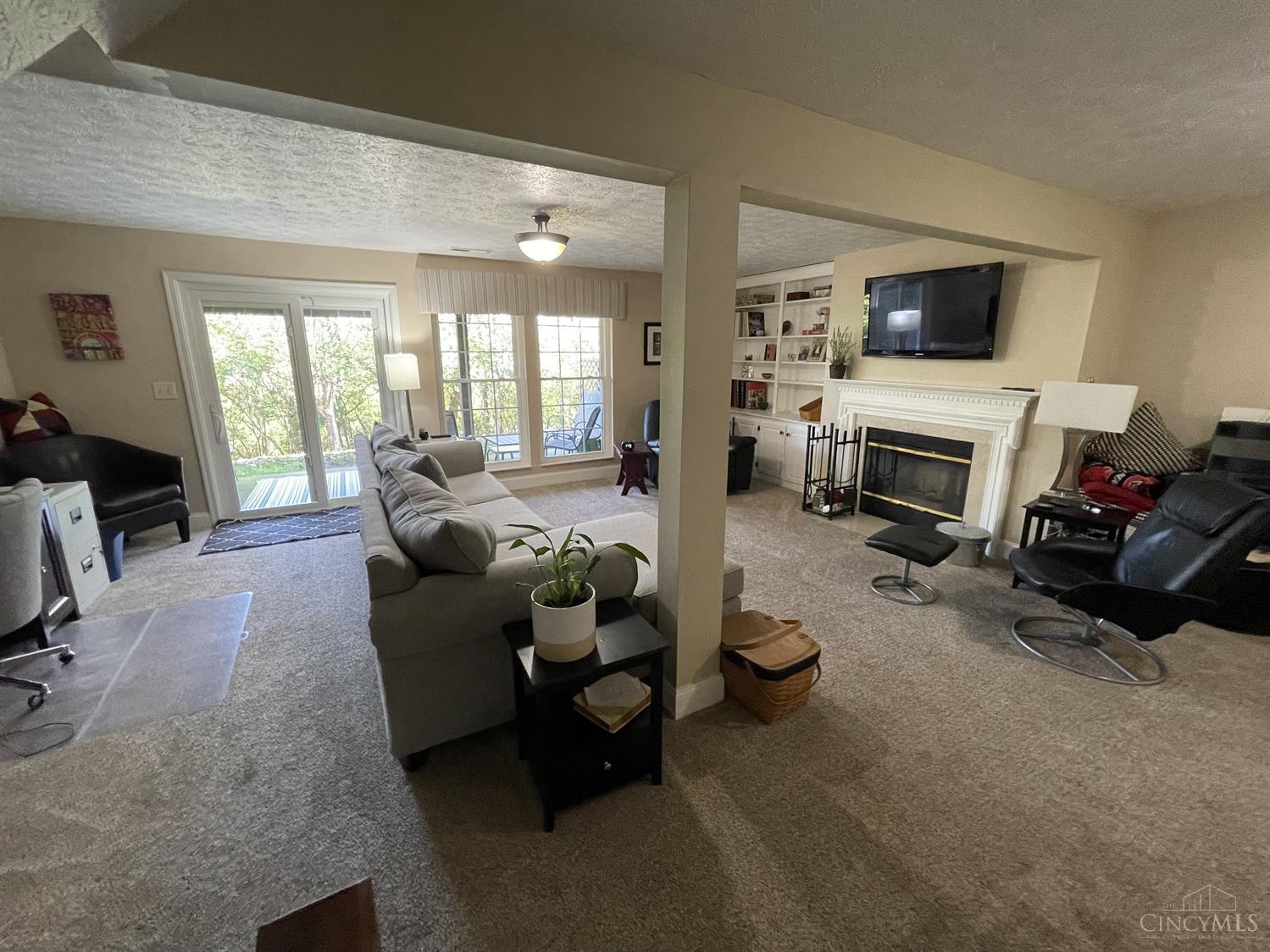 1732 Emerald Glade Lane