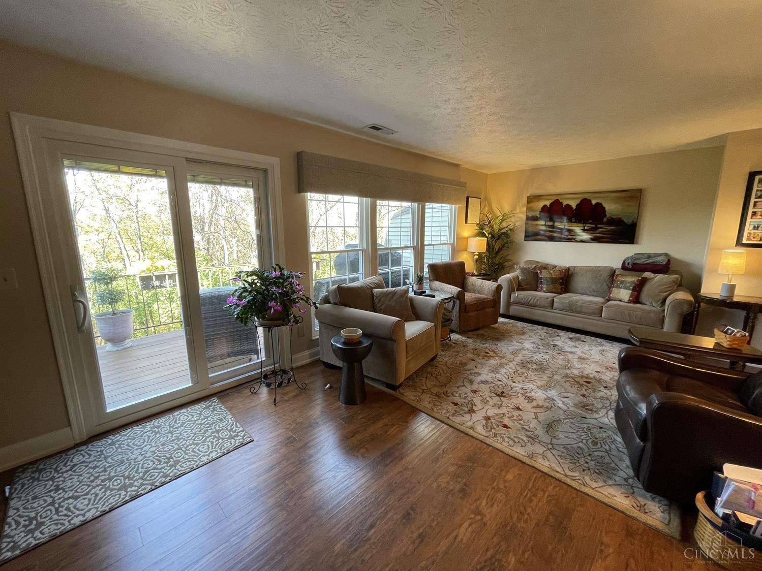 1732 Emerald Glade Lane