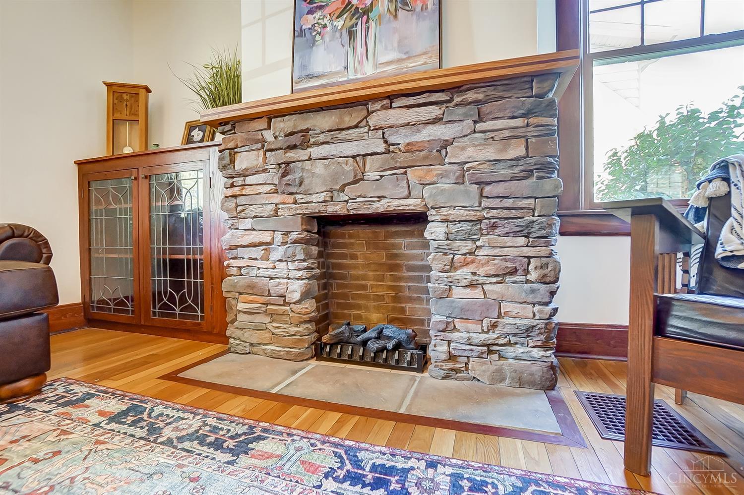 2726 Silverleaf Avenue