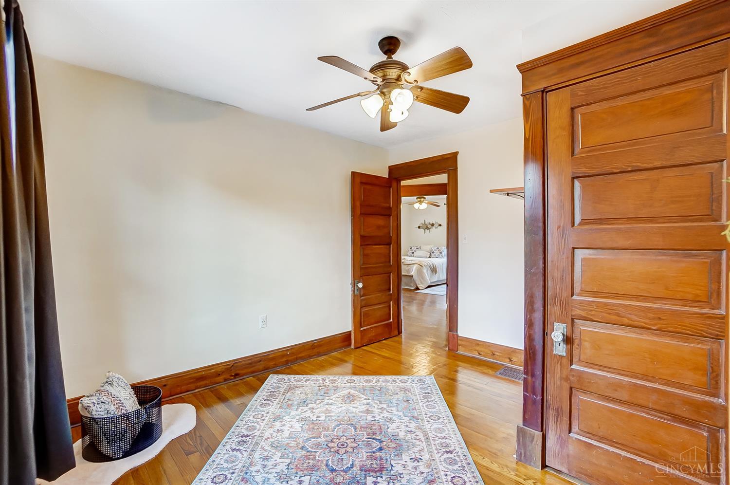 2726 Silverleaf Avenue