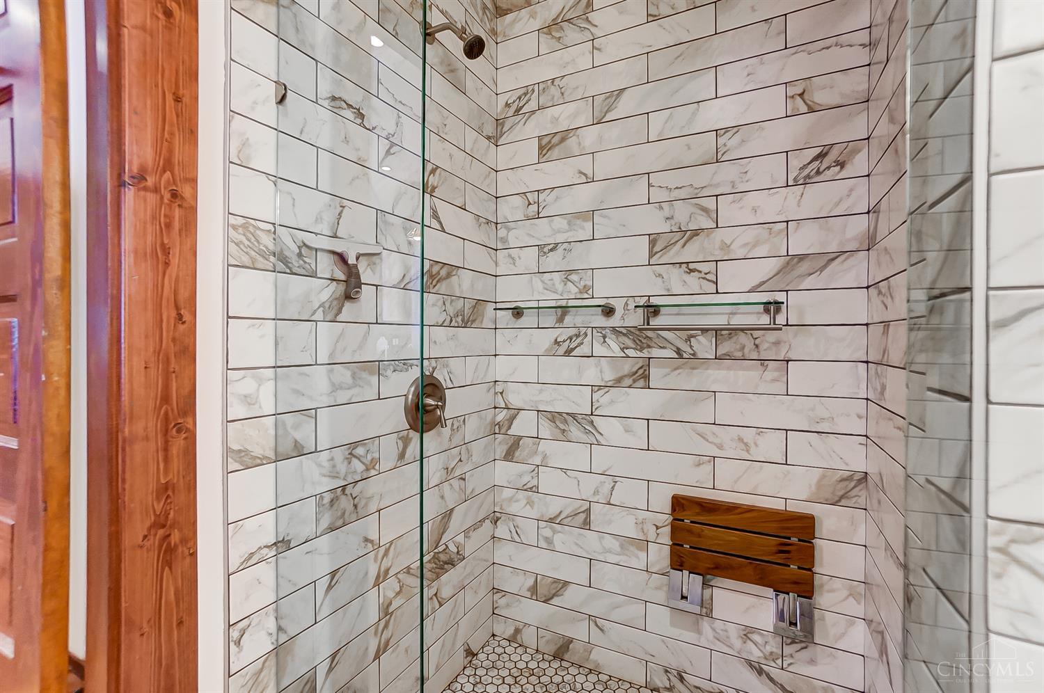 2726 Silverleaf Avenue