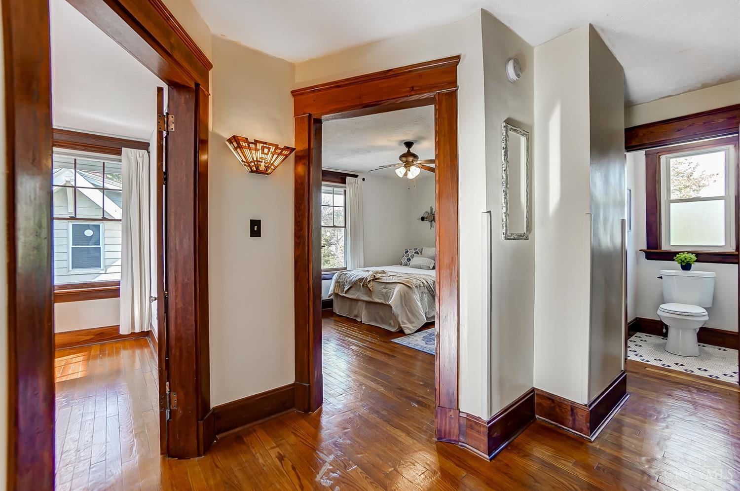 2726 Silverleaf Avenue