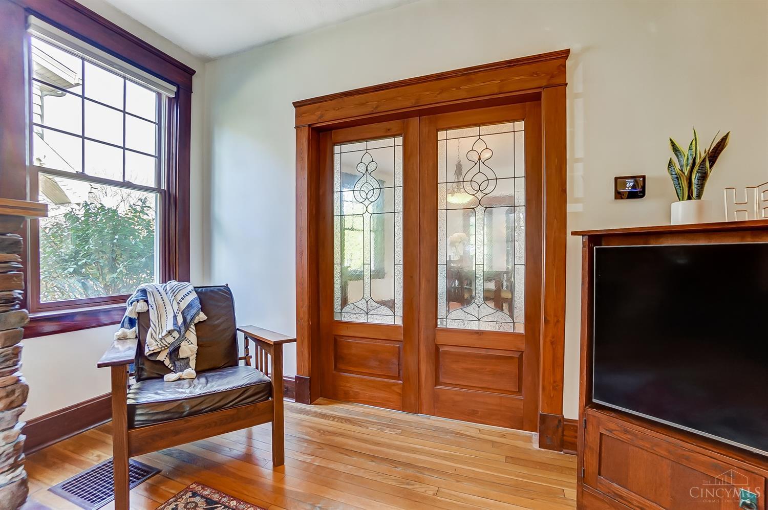 2726 Silverleaf Avenue