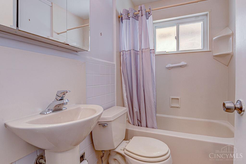 5301 Romance Lane