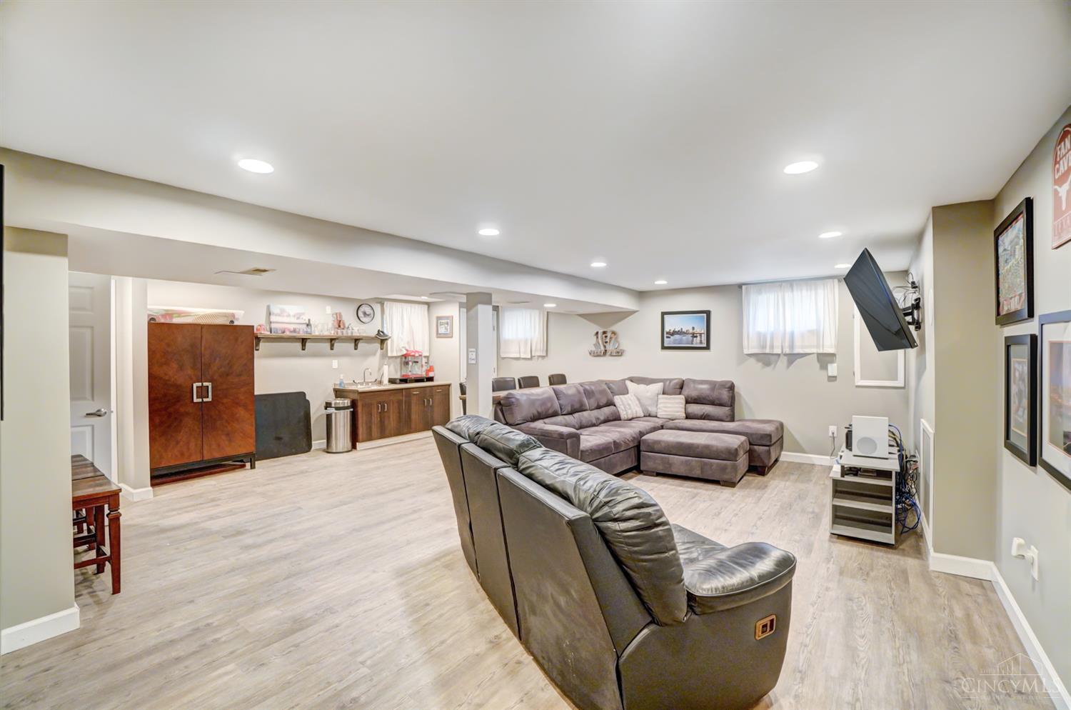 4401 Abby Court