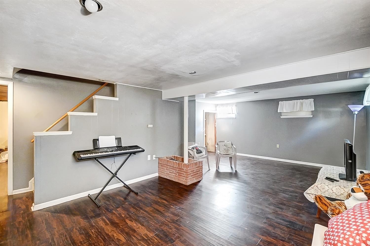 9108 Orangewood Drive